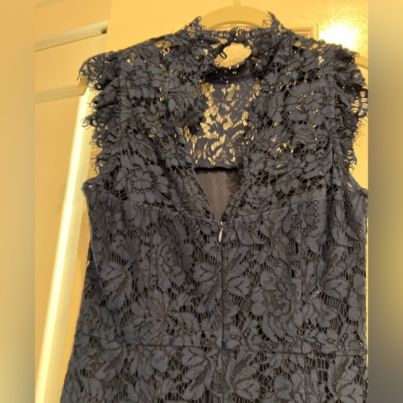 Lace navy blue cocktail dress by Aijek - Picture 4 of 6
